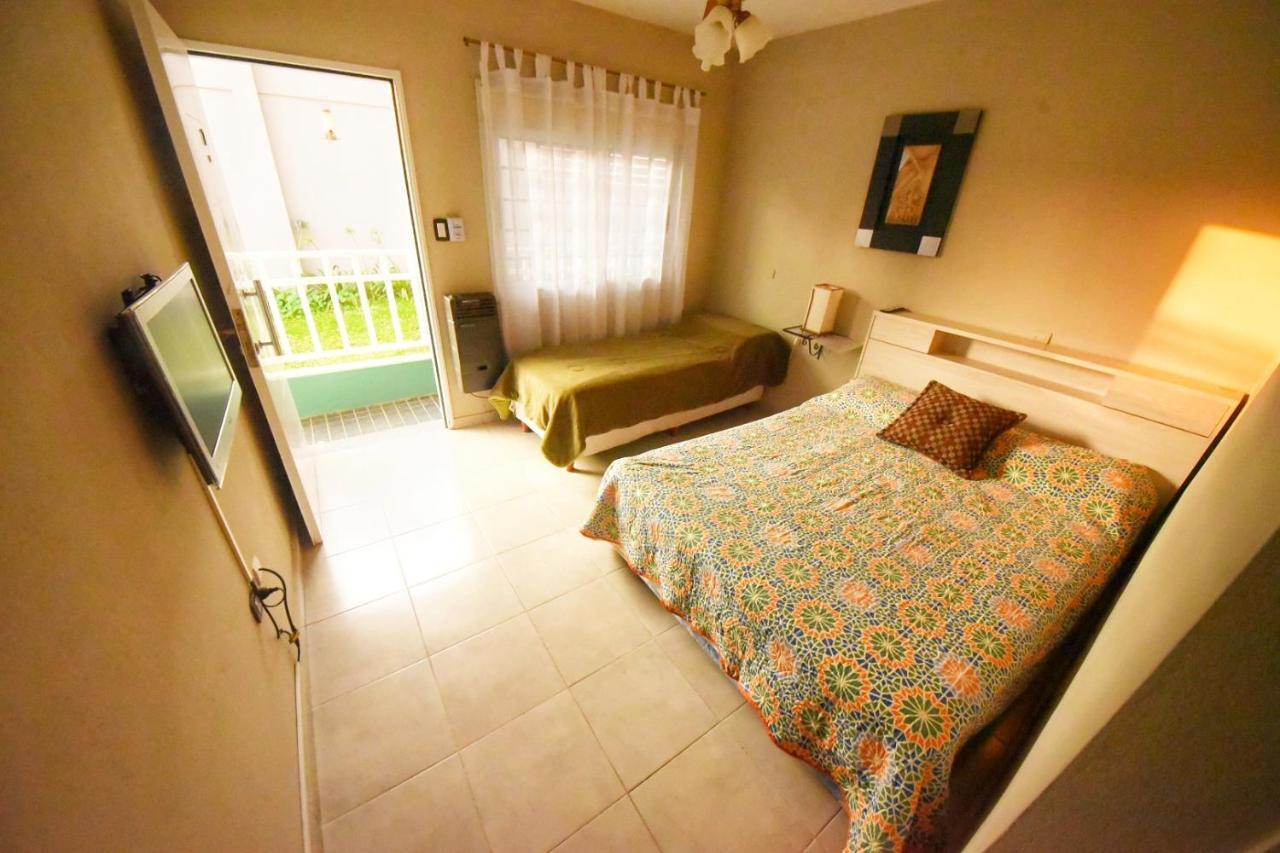 Maktub Departamentos Y Habitaciones Alta Gracia Pokoj fotografie